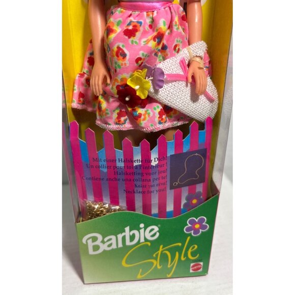 Barbie Style Doll In Floral Dress With Accessories 1994 New in Box 12292 - Picture 3 of 9